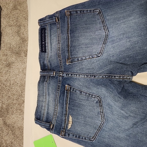 2 Pair Women's Size 2 Rock & Republic Berlin Skinny Jeans Skull Rivets - Picture 6 of 15